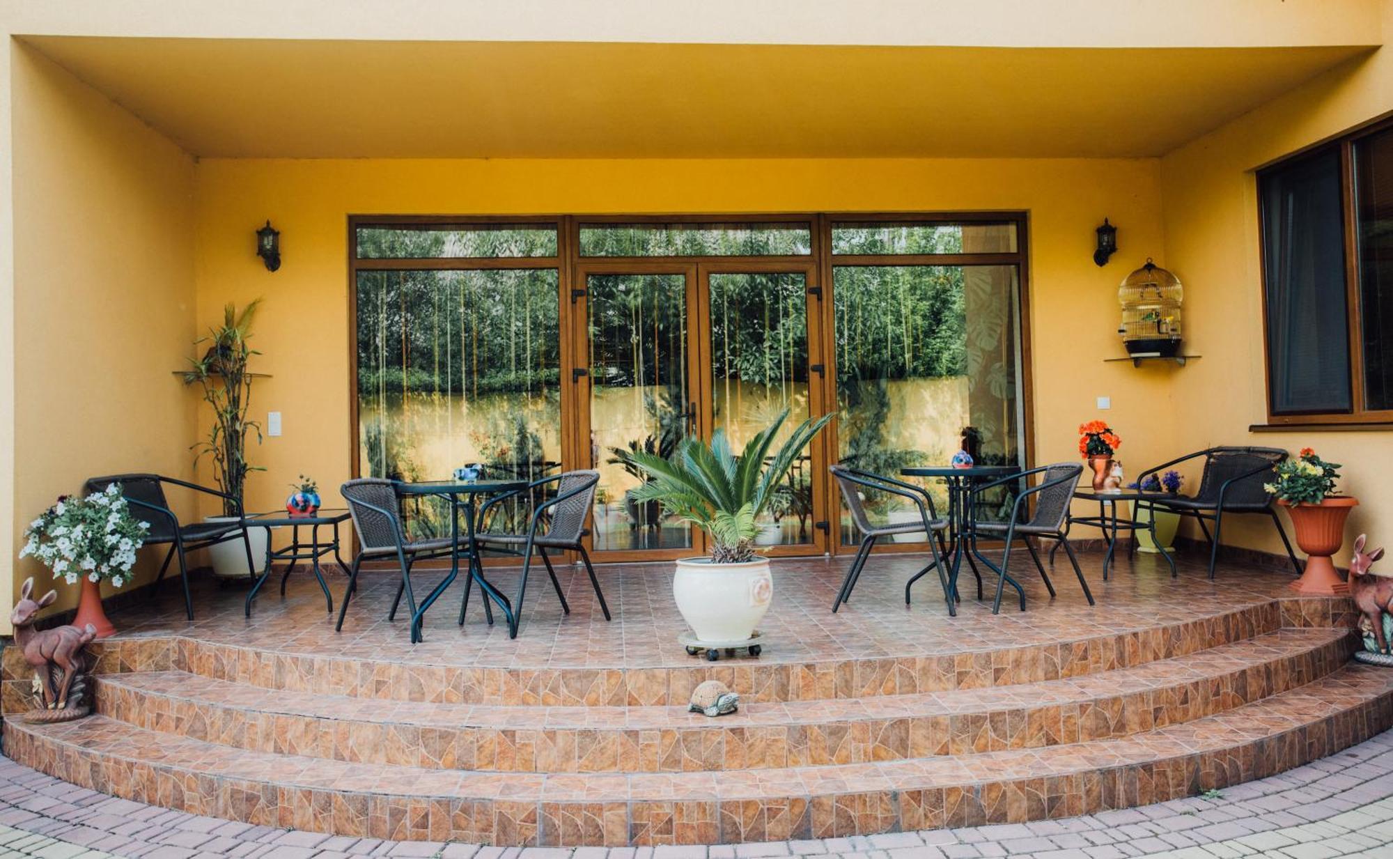 Villa Fenix Berehove  Εξωτερικό φωτογραφία