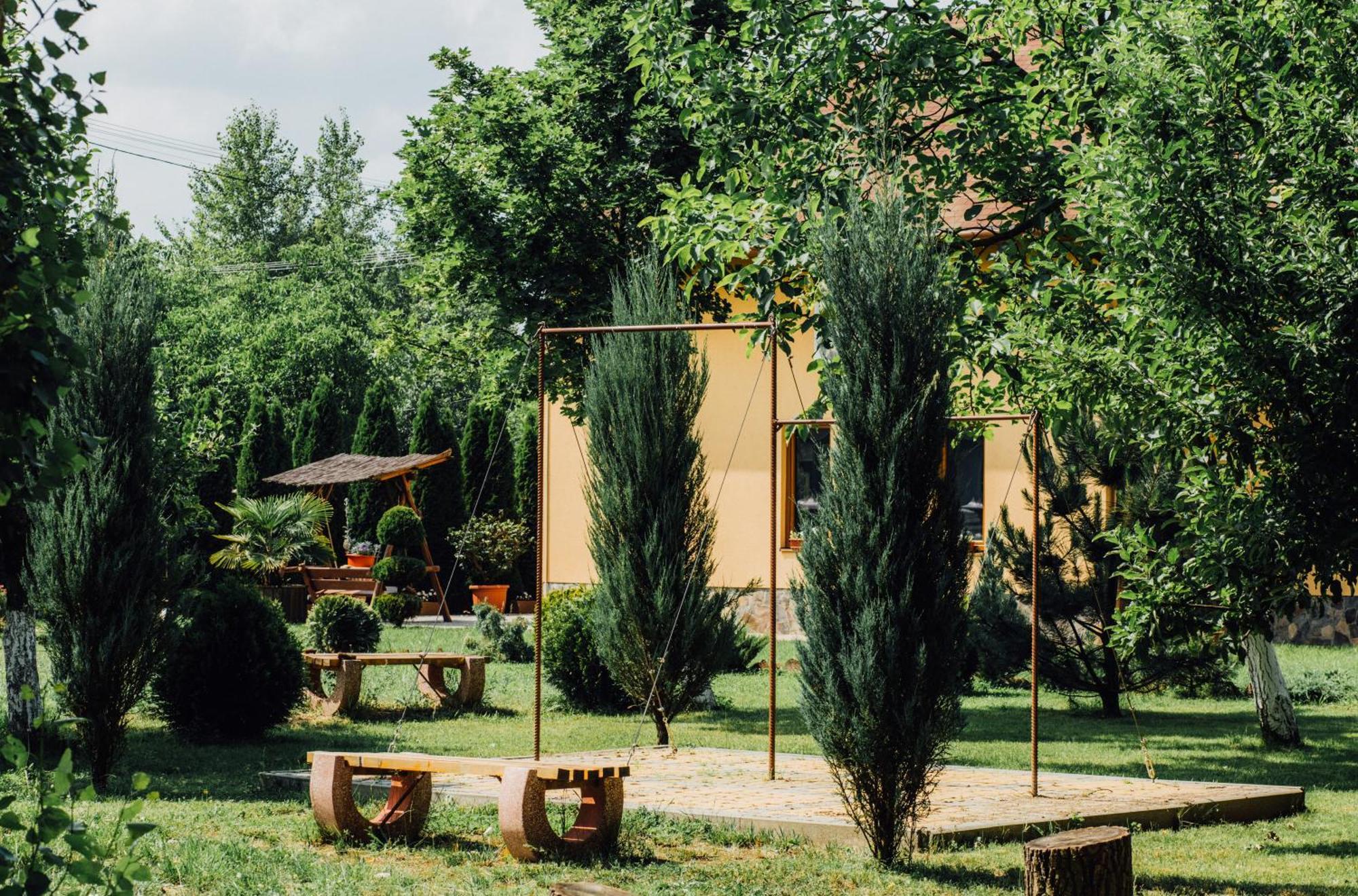 Villa Fenix Berehove  Εξωτερικό φωτογραφία